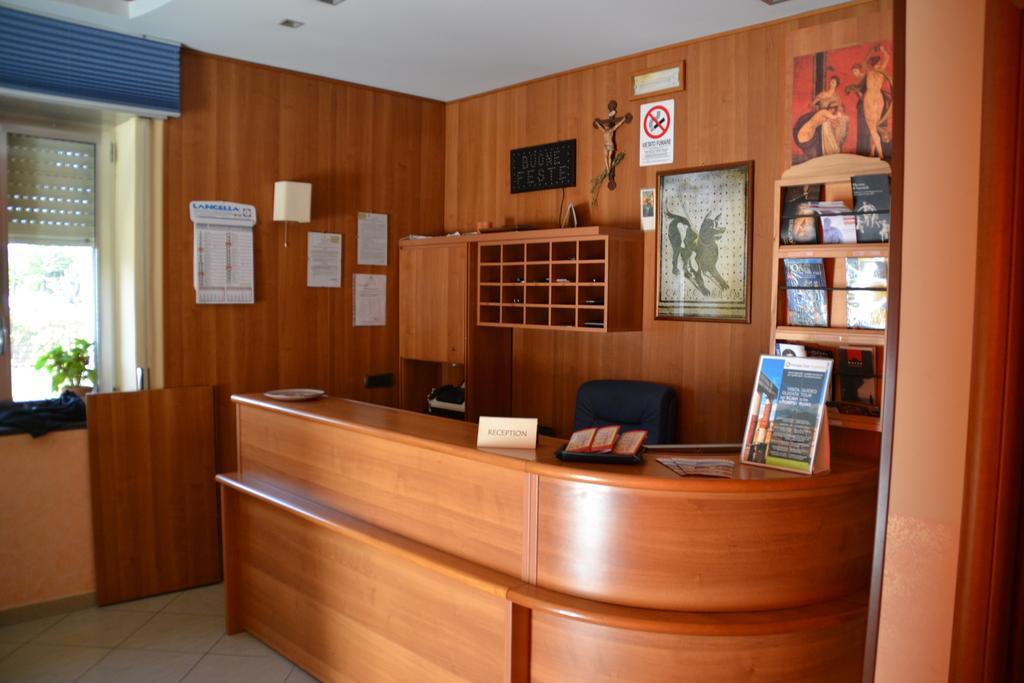 Central Room Fortuna Помпей Екстериор снимка