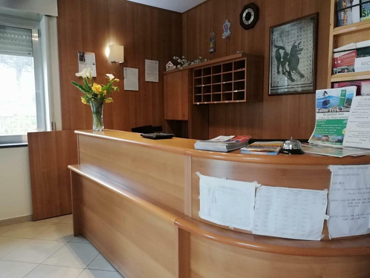 Central Room Fortuna Помпей Екстериор снимка