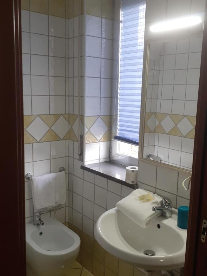 Central Room Fortuna Помпей Екстериор снимка